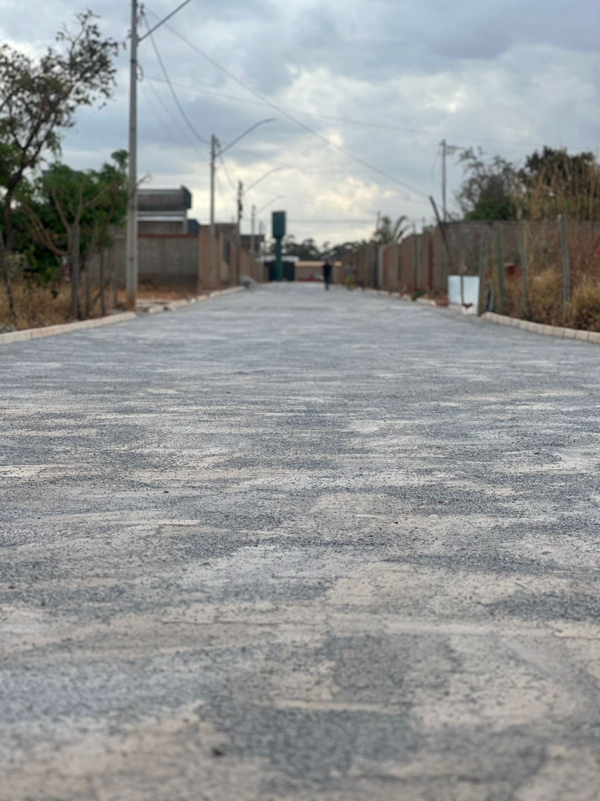 Rua pavimentada pela MarQ
